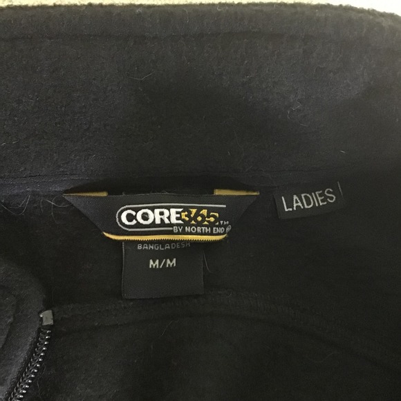 Sheetz Women’s Black Fleece Employee Work Jacket - Picture 11 of 11